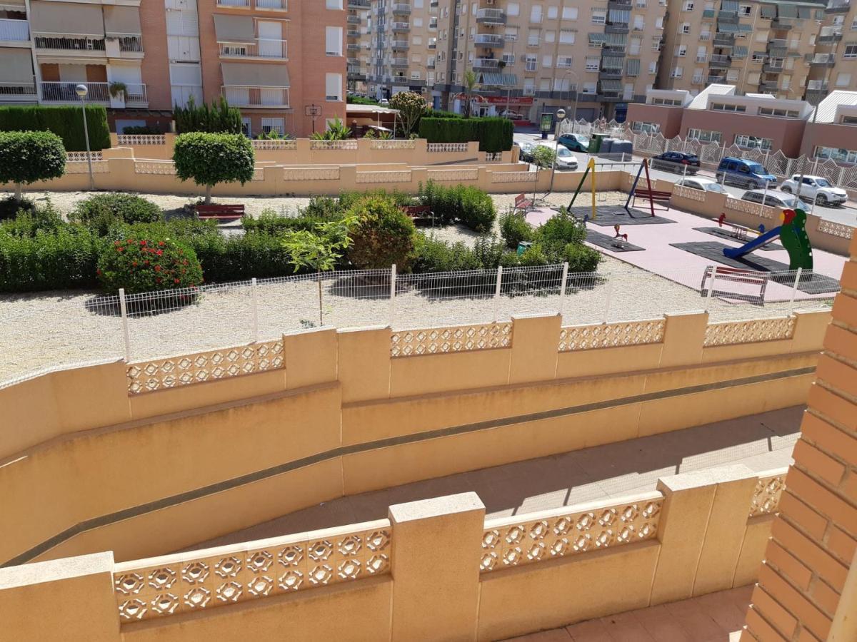 Apartamento Amplio Piso Con Vistas A La Playa De Poniente Águilas Exterior foto